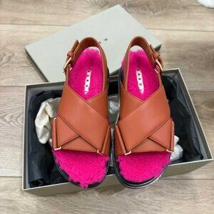 NIB Authentic Marni  fur-lined strapped flat sandals